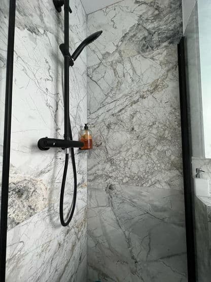 Bathrooms project photo 2 by Ace Alfa Construction