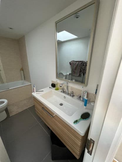 Bathrooms project photo 8 by Ace Alfa Construction